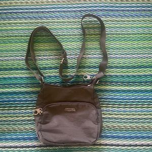 Baggallini crossbody